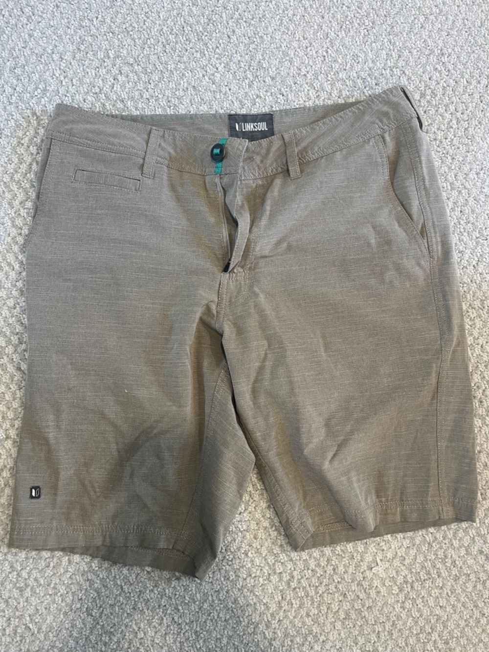 Linksoul Men's Olive Gray Flat-Front Performance Shorts